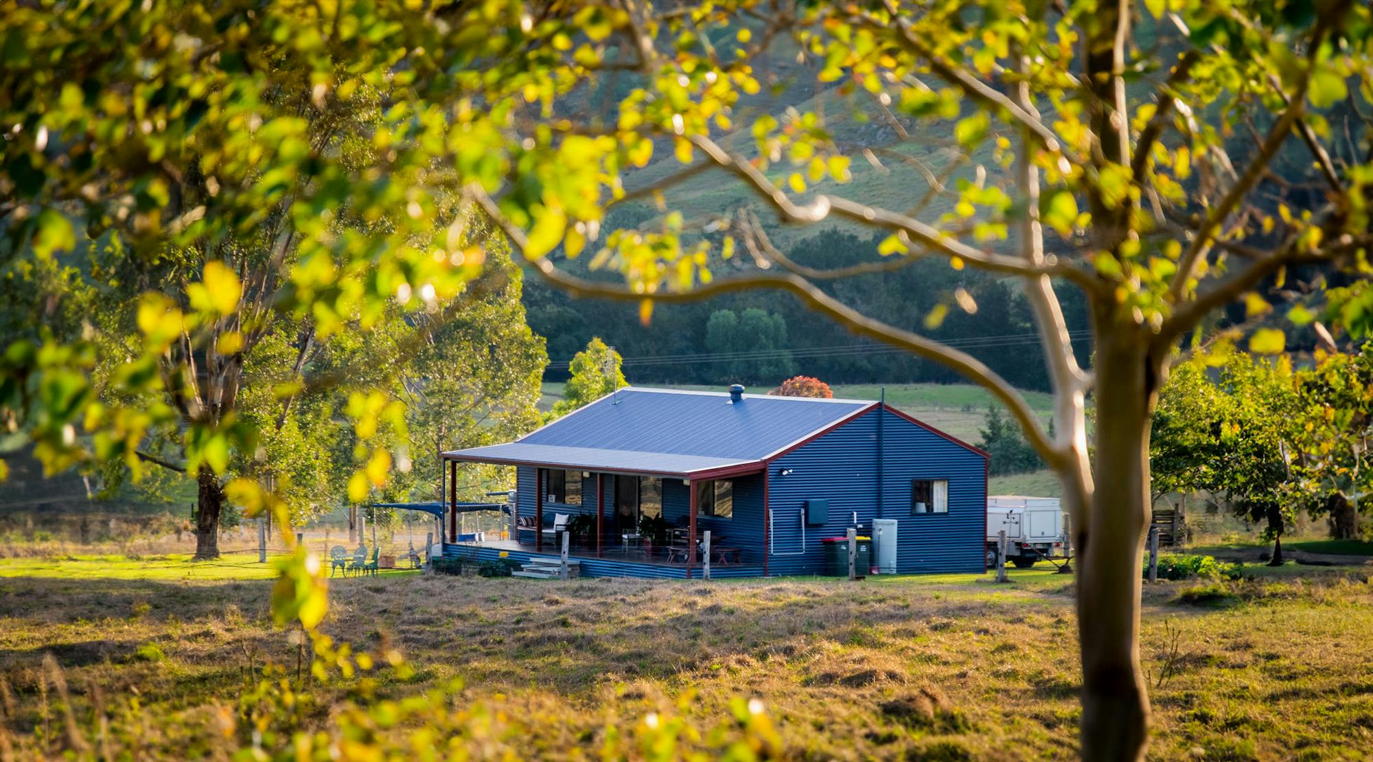 Inspiration-Gallery the-cabin-60-classic-style-with-everyday-functionality Roger-Winnifred-Drinan-the-cabin-60-classic-style-with-everyday-functionality-Wide-Span-homes