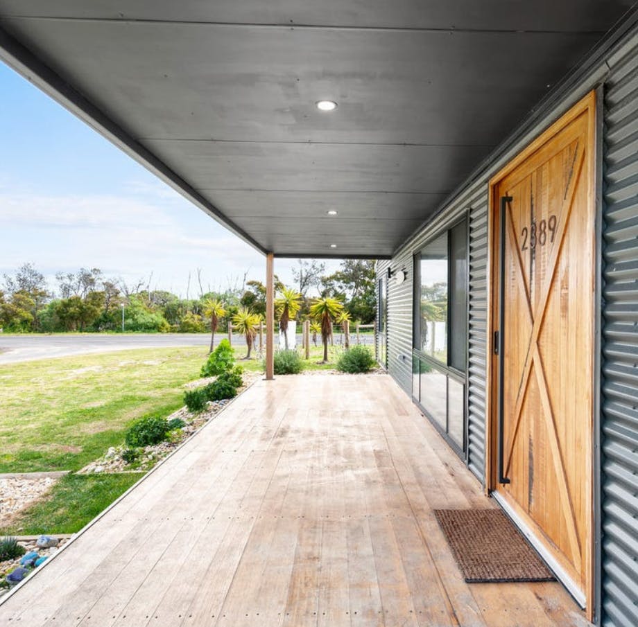 Square-Images Verandah